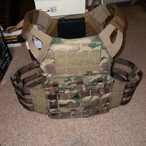 Emerson plate carrier